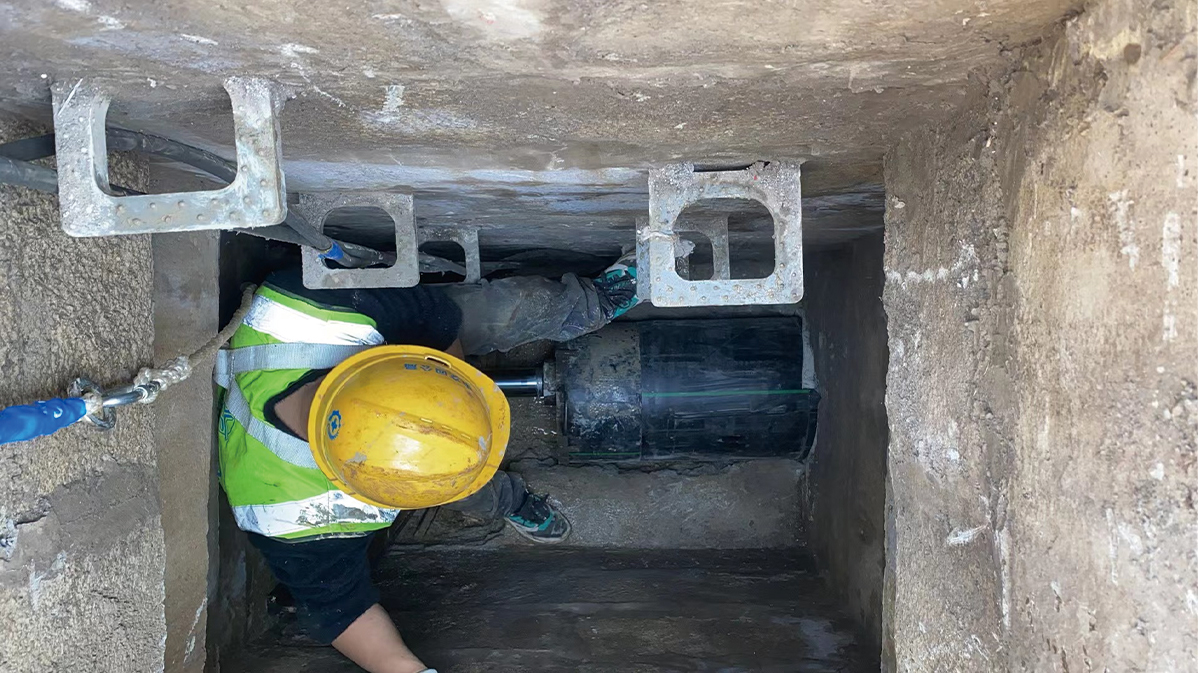 盈江HDPE短管内衬法